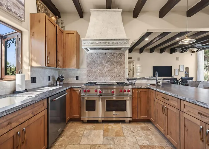 Desert Resort: Pool, Hot Tub, Golf Holiday home