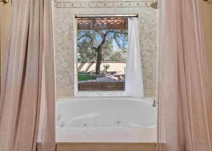 Desert Resort: Pool, Hot Tub, Golf Holiday home Cave Creek