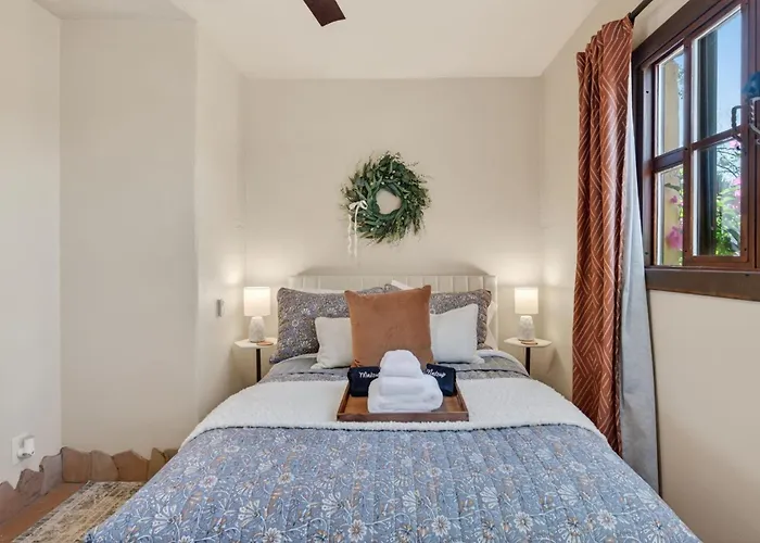Desert Resort: Pool, Hot Tub, Golf Holiday home Cave Creek