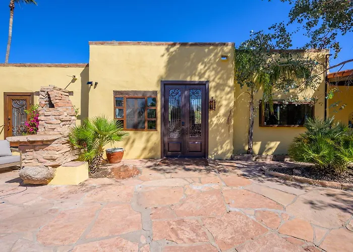 Desert Resort: Pool, Hot Tub, Golf Holiday home